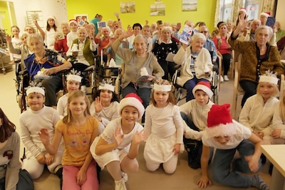 Předvánoční vystoupení dětí ze ZŠ Lučany nad Nisou