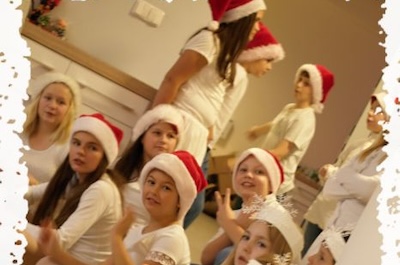 Předvánoční vystoupení dětí ze ZŠ Lučany nad Nisou