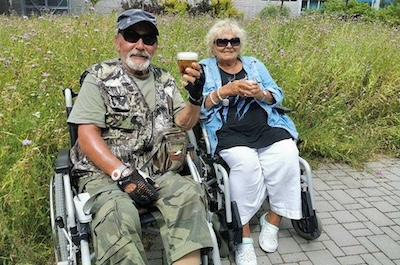 Odpoledne s kytarou a opečenými vuřty se vydařilo