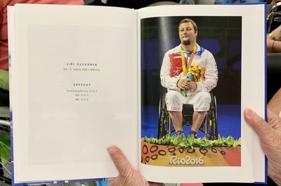 Beseda s trojnásobným bronzovým paralympionikem Jiřím Suchánkem