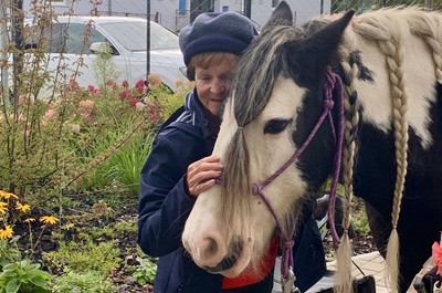 Návštěva terapeutického koně