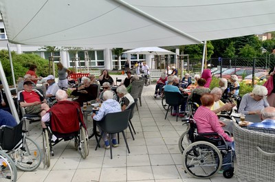 Opékání buřtů 24. 7. 2025